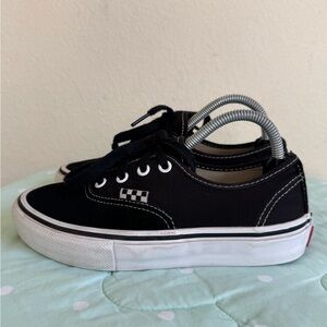 Vans Black Classic Pop Crush Sneakers Mens size 3.5 / Women’s size 5